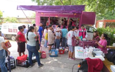 Acerca Tiendita Super DIF productos de la canasta básica a familias de Esquipulas