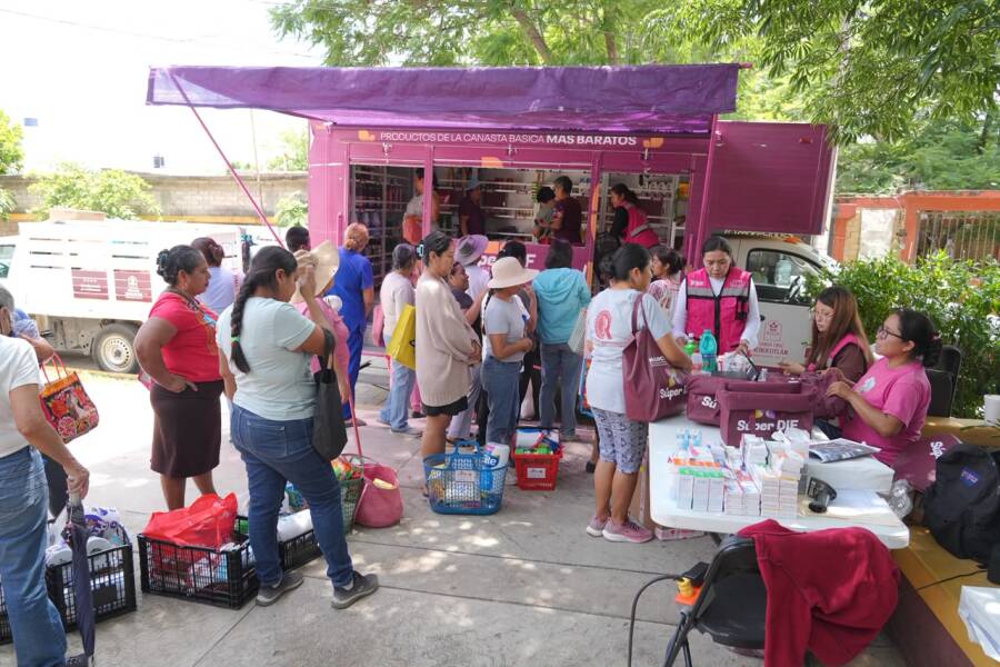 acerca-tiendita-super-dif-productos-de-la-canasta-basica-a-familias-de-esquipulas-6a9f2beedb731