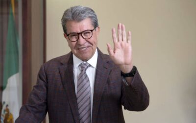 Acuerdo para restringir el uso de celulares y otros aparatos electrónicos en las escuelas debe plasmarse en la ley: diputado Ricardo Monreal