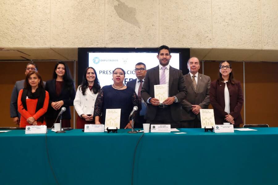 combatir-la-corrupcion-requiere-conocimiento-medicion-tecnologia-instituciones-fuertes-y-coordinacion-diputado-herrera-borunda-6a9ec9b9aea29