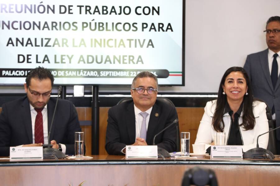 comision-de-hacienda-analiza-iniciativa-de-reforma-a-la-ley-aduanera-6ab3fb3c85caf