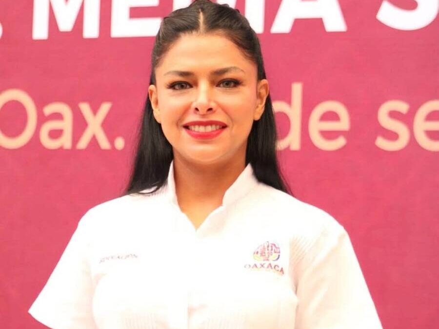 Designa Gobernador Salomón Jara a Fernanda Chávez Cruz como encargada de despacho del IEEPO