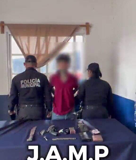 Detienen a persona con arma hechiza y 24 cartuchos en Oaxaca de Juárez