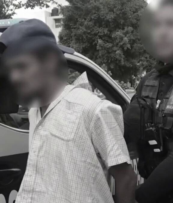 Detienen a persona por presunto robo en el Centro Histórico