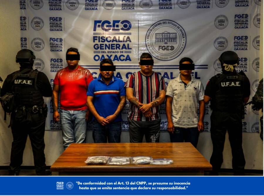 ejecutan-12-cateos-en-zona-metropolitana-aseguran-siete-inmuebles-y-detienen-a-cuatro-personas-ligadas-a-asaeo-fiscalia-de-oaxaca-6aa161eb57a15
