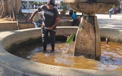 Gobierno Municipal fortalece limpieza y mantenimiento de fuentes públicas en Oaxaca de Juárez