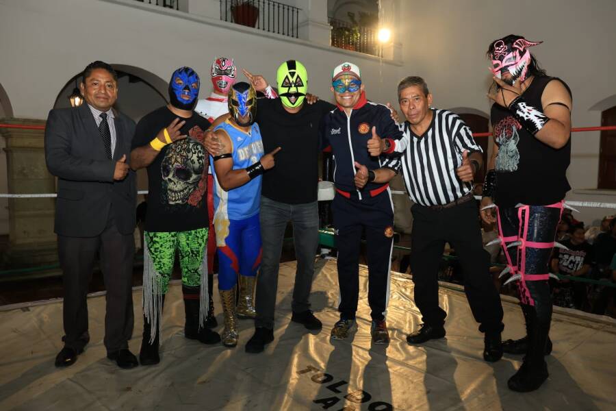 Oaxaca de Juárez celebra el Día Nacional de la Lucha Libre con función en el Palacio Municipal