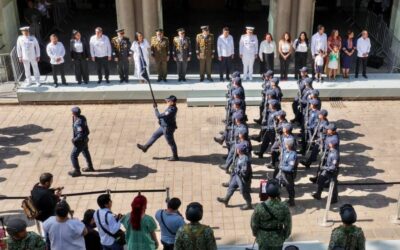 Oaxaca de Juárez participa en el Desfile Cívico-Militar