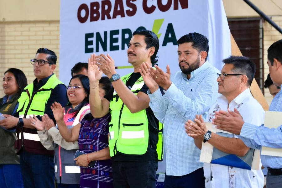 ray-chagoya-fortalece-infraestructura-educativa-en-san-martin-mexicapam-6aadc92485b44