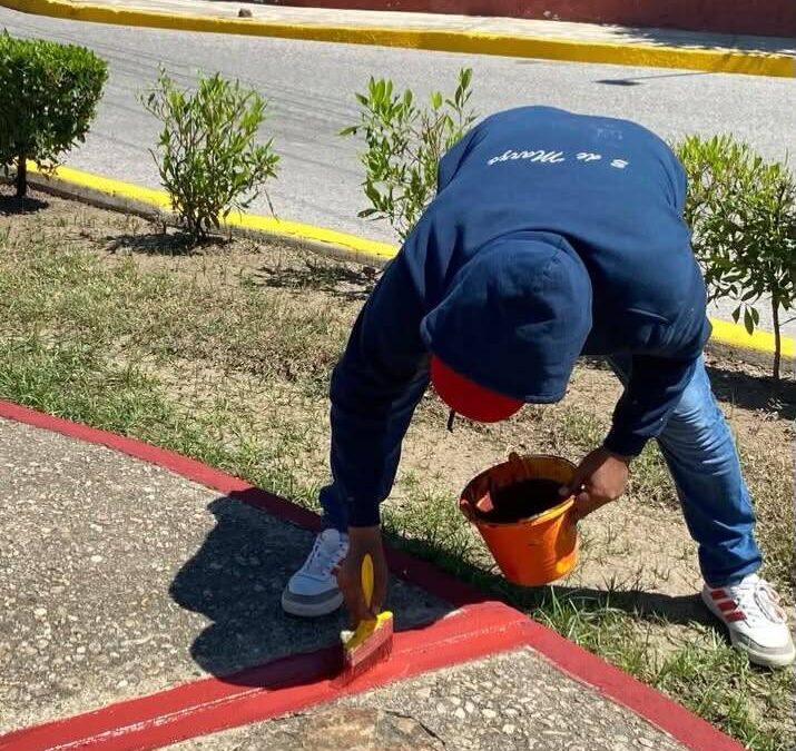 Realizan trabajos de limpieza y mantenimiento en el Monumento a los Niños Héroes