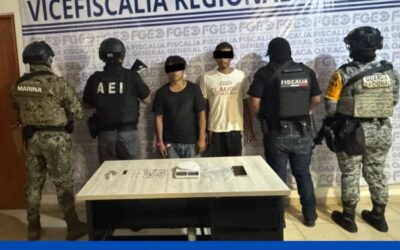 Como parte de acciones para pacificar el Istmo, FGEO desarticula punto de venta de drogas en Santo Domingo Tehuantepec; hay dos detenidos