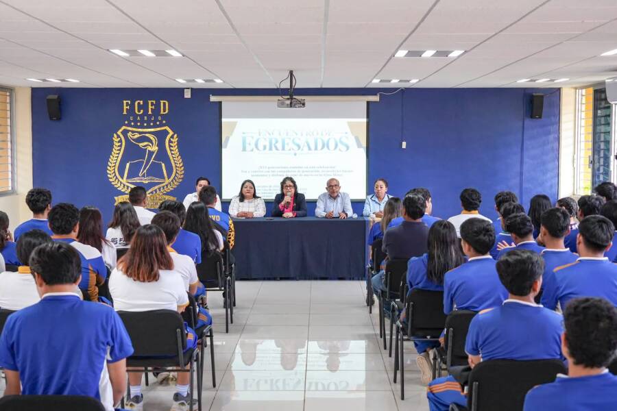 con-encuentro-de-egresados-celebra-led-uabjo-su-20-aniversario-6ac95a69c63f8
