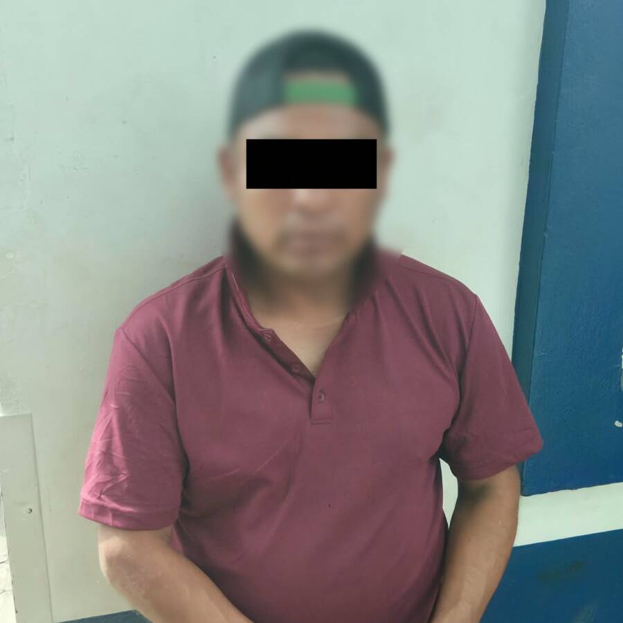 lo-detuvo-la-policia-municipal-por-presunto-robo-de-mercancia-en-supermercado-de-plaza-bella-6acd424a17f0e