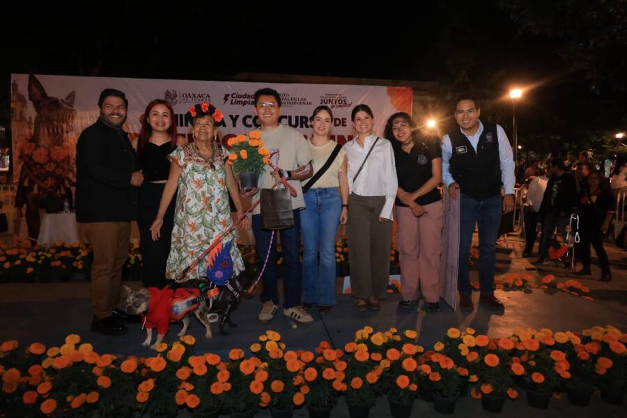 lomitos-de-oaxaca-de-juarez-celebraron-el-dia-de-muertos-con-mucho-estilo-6ae2536f0ff5d