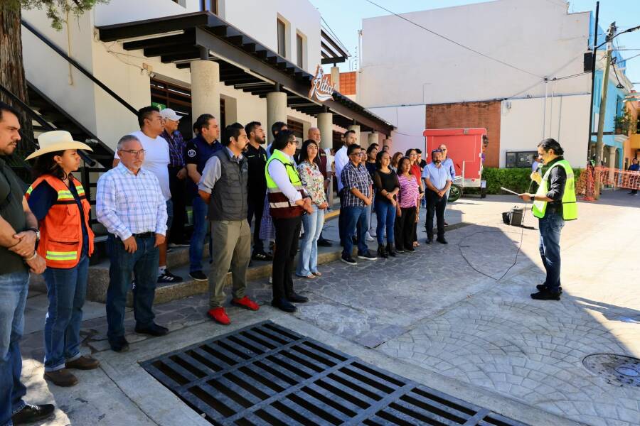 ray-chagoya-entrega-una-obra-mas-ahora-para-vecinas-y-vecinos-de-la-calle-jose-lopez-alavez-6ae4fe9fa9969