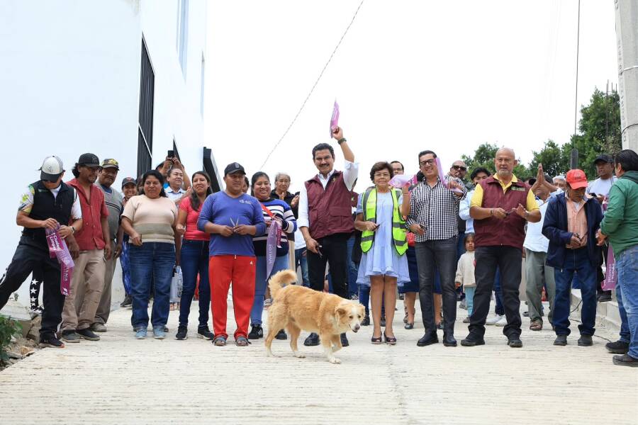 ray-chagoya-inaugura-andador-construido-mediante-tequio-vecinal-en-la-colonia-santo-tomas-6adf743fad7d2