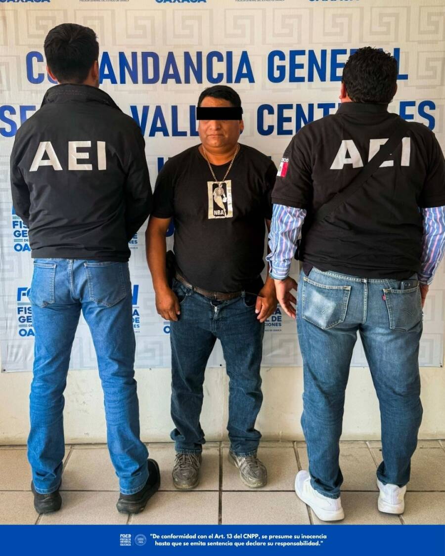 unidad-de-rescate-animal-de-la-fgeo-interviene-en-caso-de-crueldad-contra-un-perro-en-santa-cruz-amilpas-6ac67e434625f